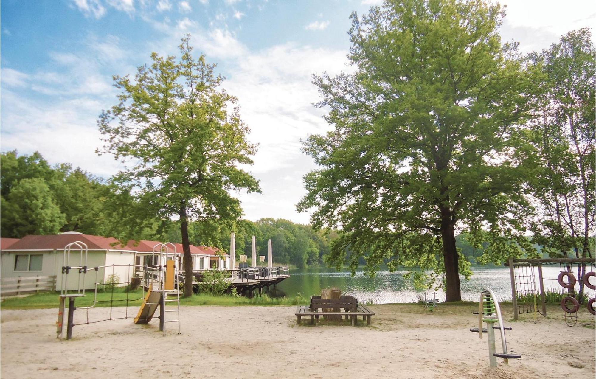 Sonnevijver Vijverdorp-Waterl, Rekem ภายนอก รูปภาพ